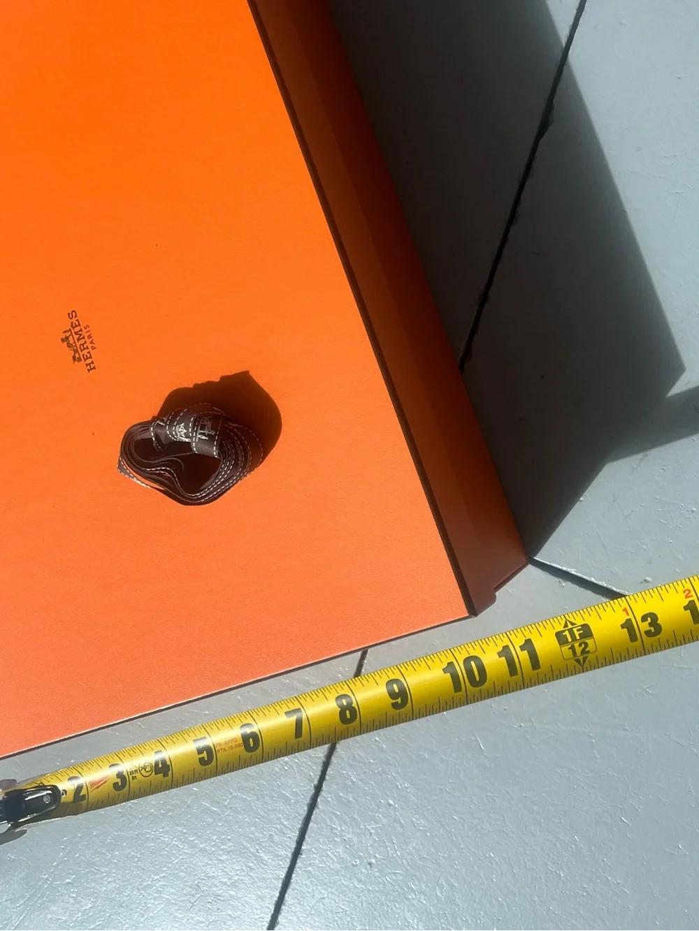 Classic Orange HERMES Box (Brown HERMES logo Ribbon included)